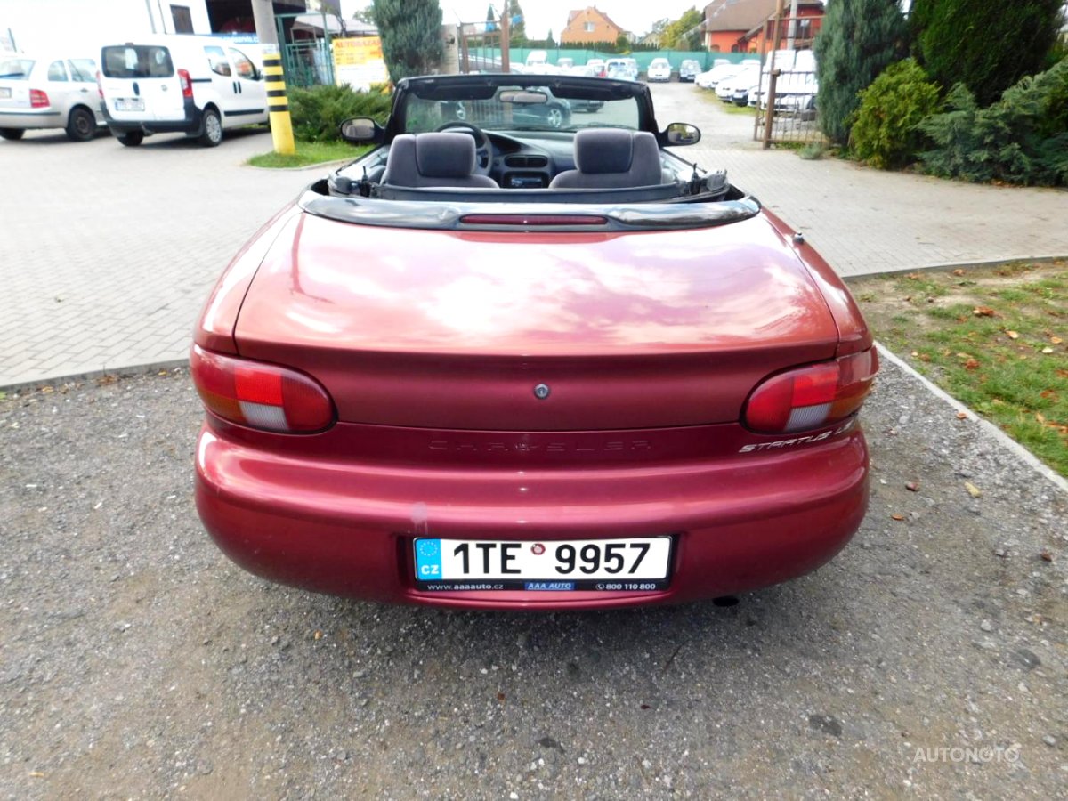 Chrysler Stratus, 1997 - pohled č. 4
