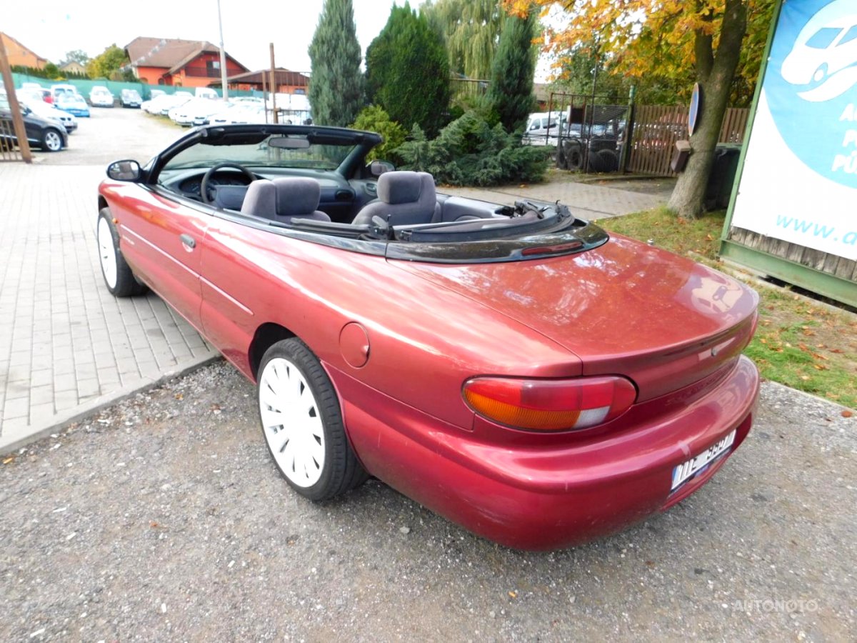 Chrysler Stratus, 1997 - pohled č. 6