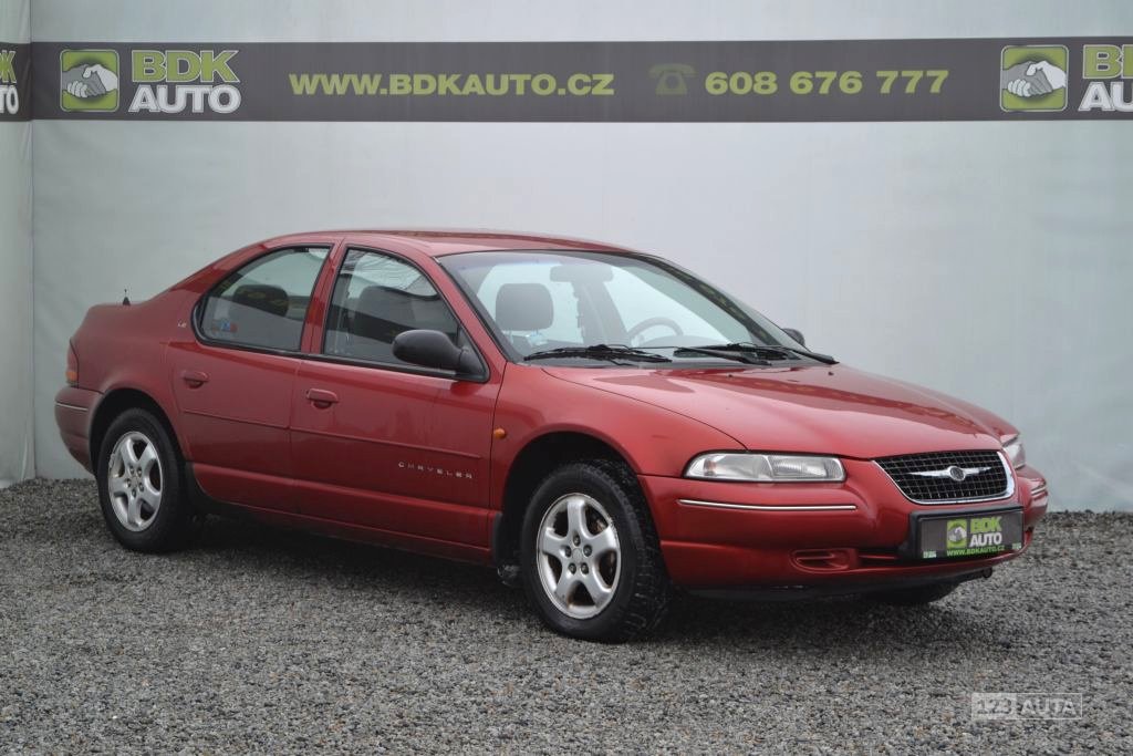 Chrysler Stratus, 1999 - celkový pohled