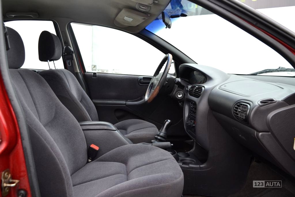 Chrysler Stratus, 1999 - pohled č. 10