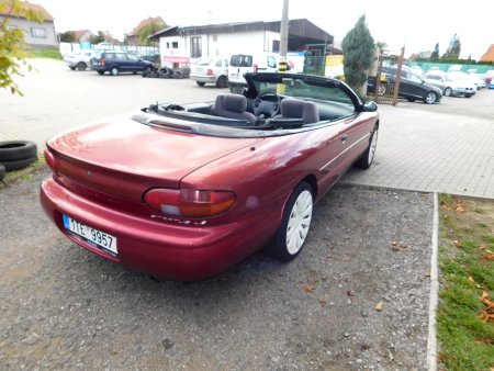 Chrysler Stratus, 1997 - pohled č. 2