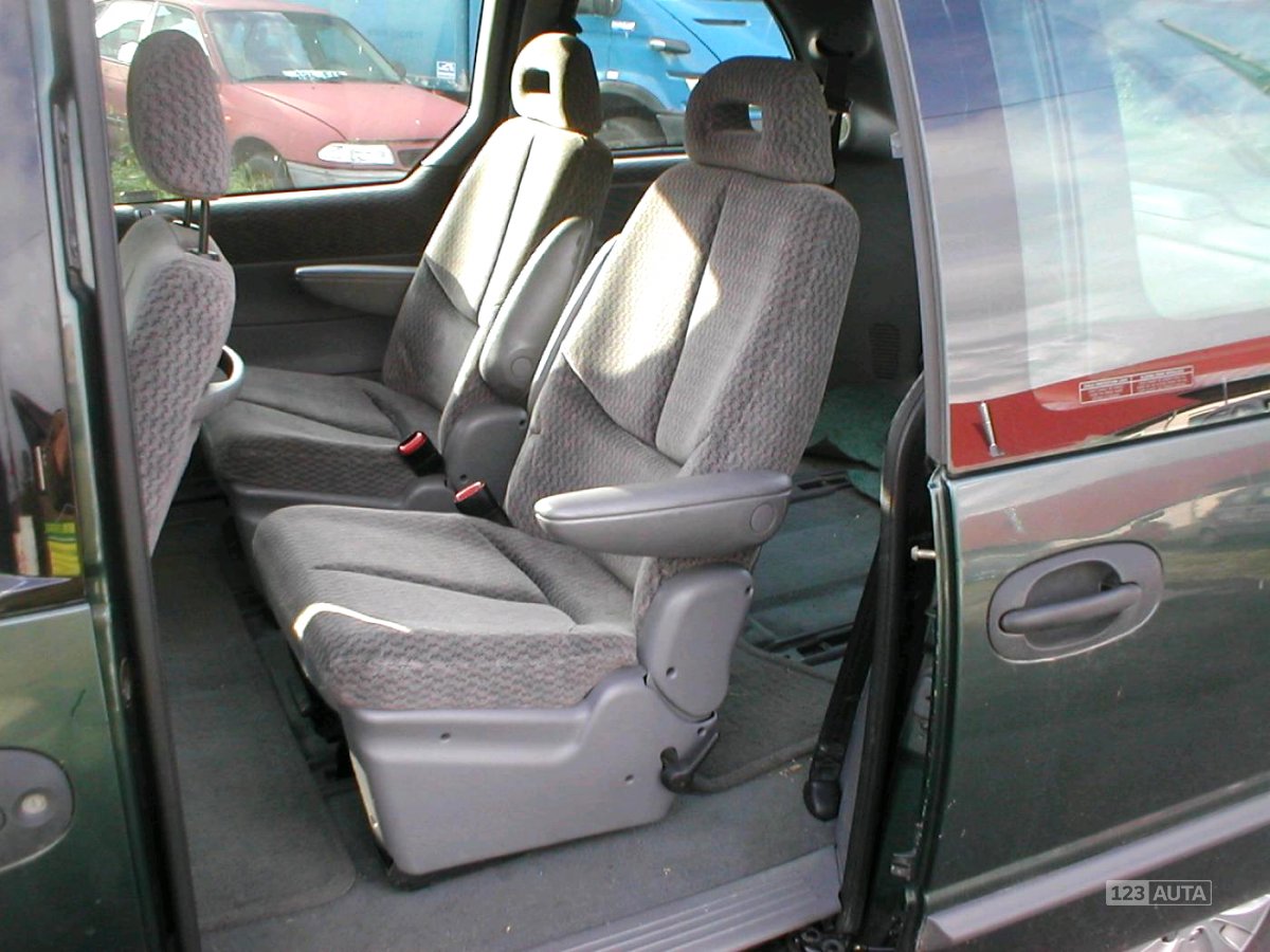 Chrysler Voyager, 2000 - pohled č. 10