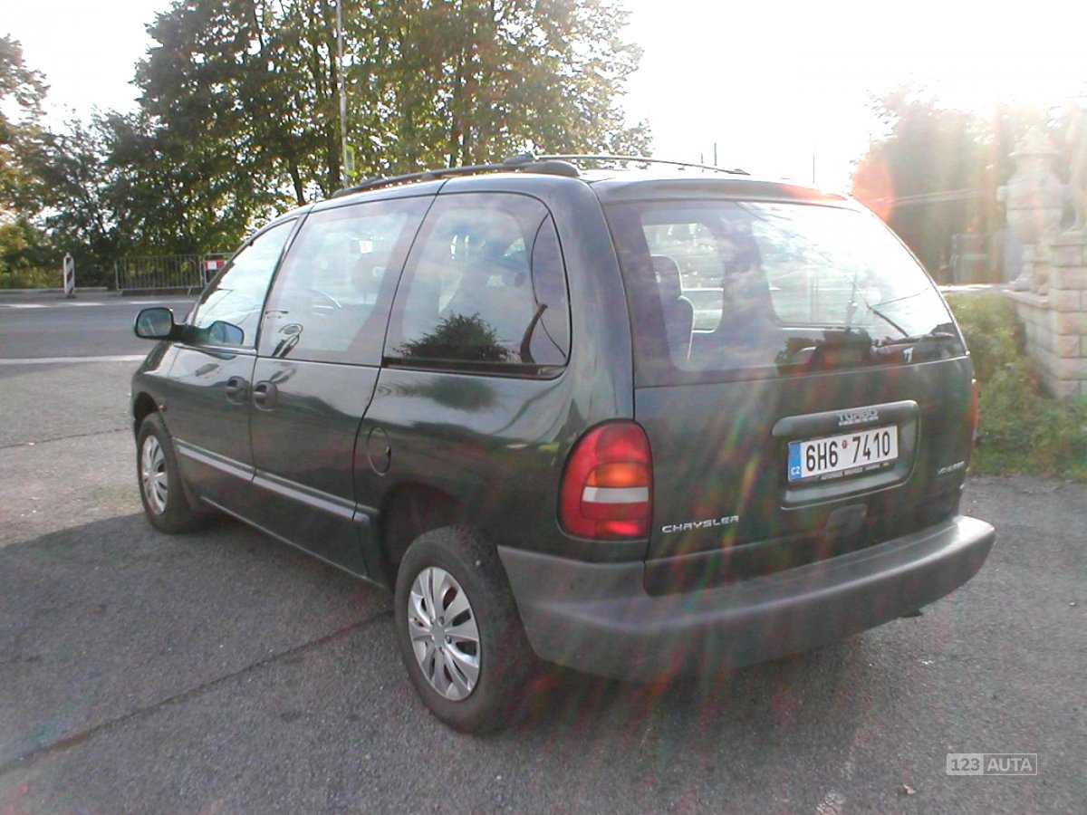 Chrysler Voyager, 2000 - pohled č. 6