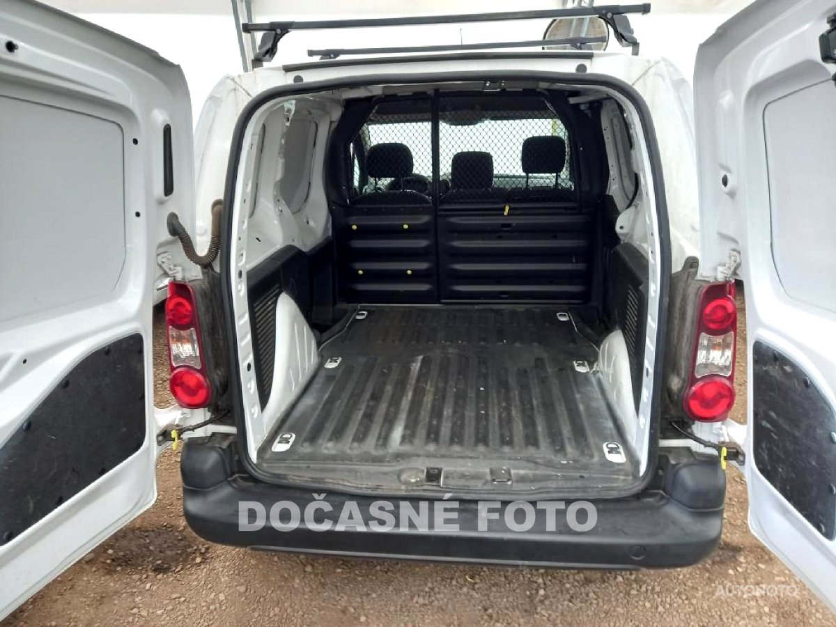 Citroën Berlingo, 2019 - pohled č. 3