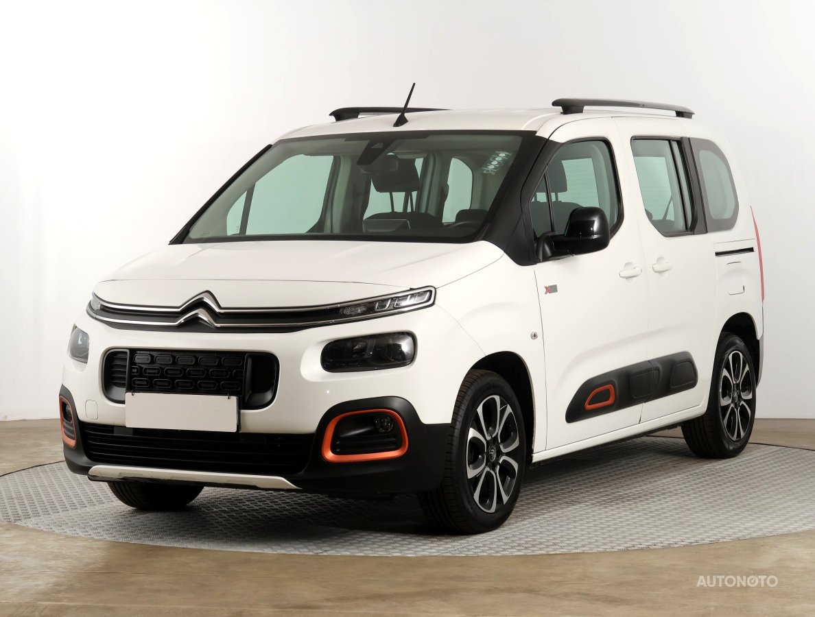 Citroën Berlingo, 2019 - pohled č. 3
