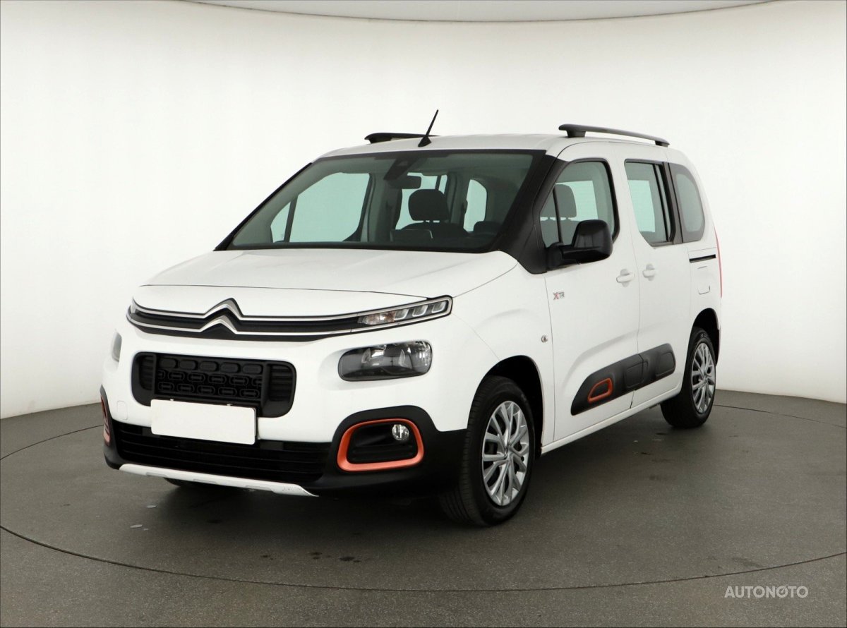 Citroën Berlingo, 2019 - pohled č. 3