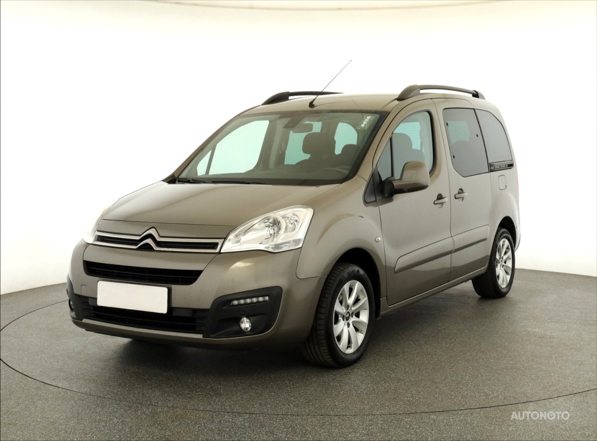 Citroën Berlingo, 2017 - pohled č. 3