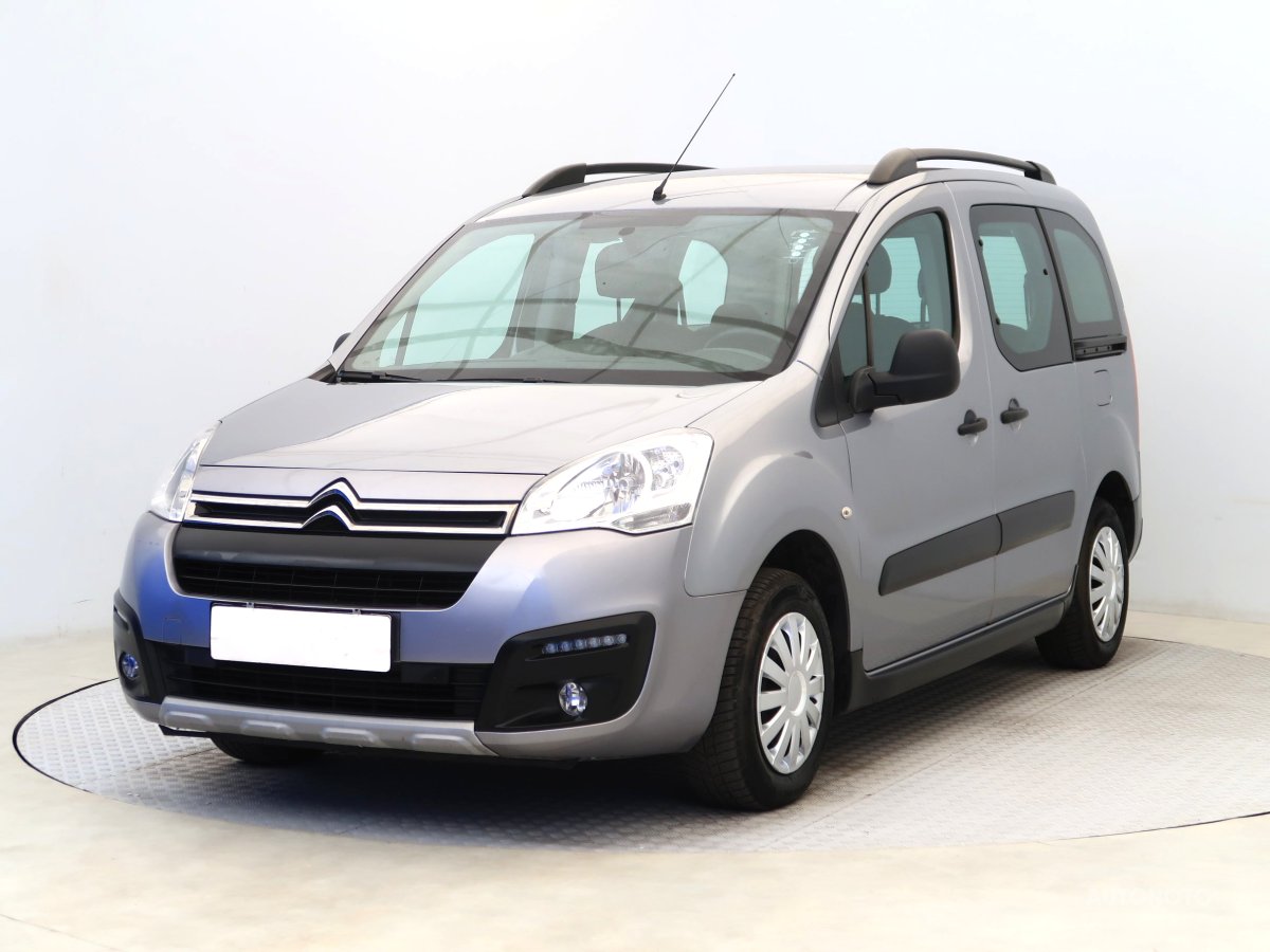 Citroën Berlingo, 2018 - pohled č. 3
