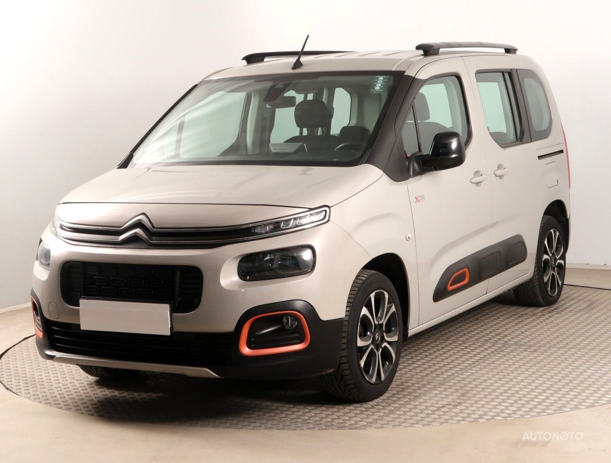 Citroën Berlingo, 2018 - pohled č. 3