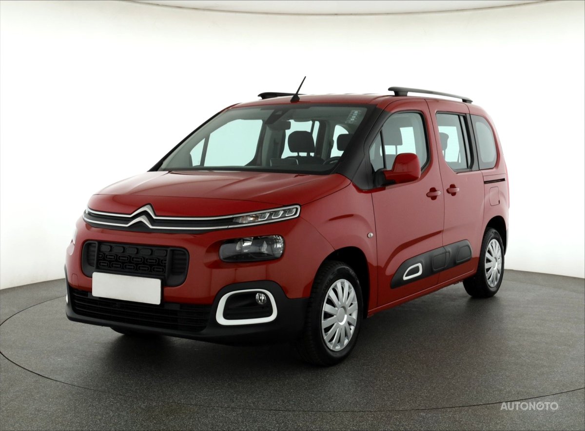 Citroën Berlingo, 2019 - pohled č. 3