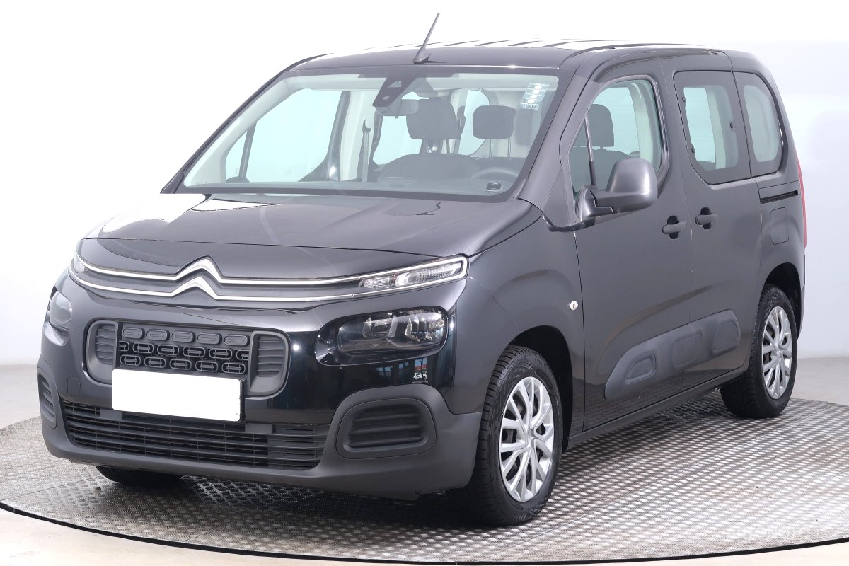 Citroën Berlingo, 2019 - pohled č. 3