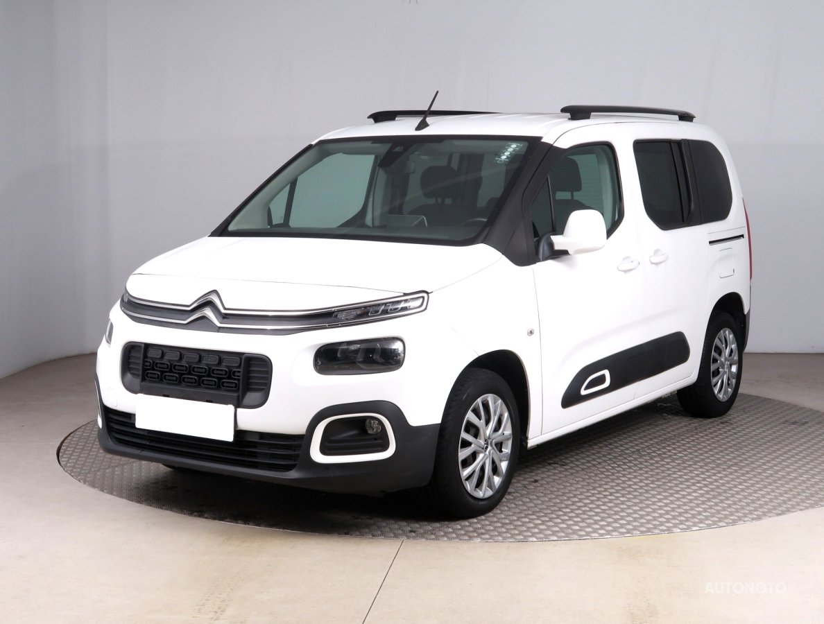 Citroën Berlingo, 2019 - pohled č. 3