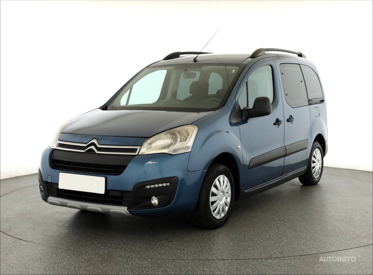 Citroën Berlingo, 2018 - pohled č. 3