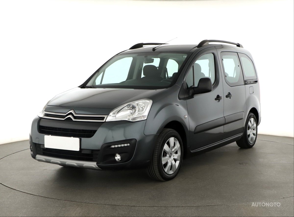 Citroën Berlingo, 2018 - pohled č. 3