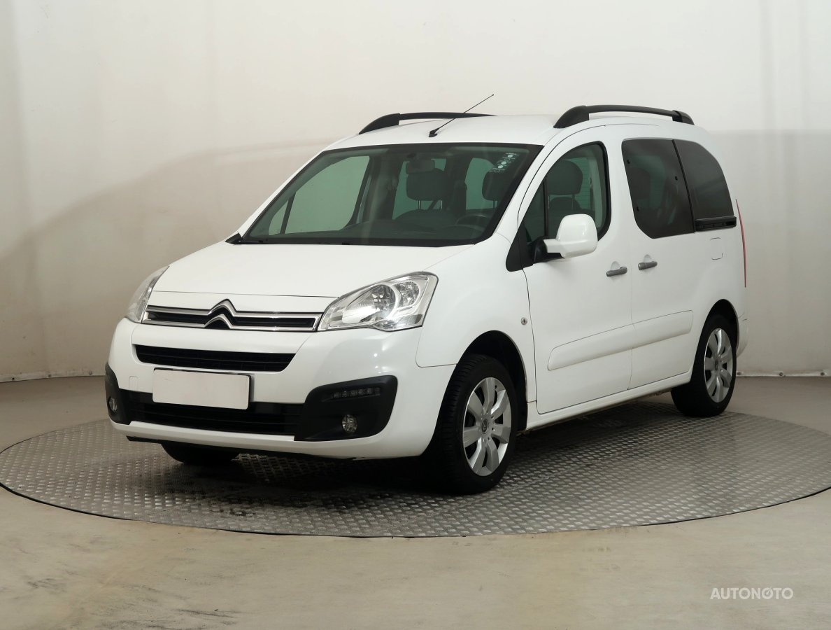 Citroën Berlingo, 2018 - pohled č. 3