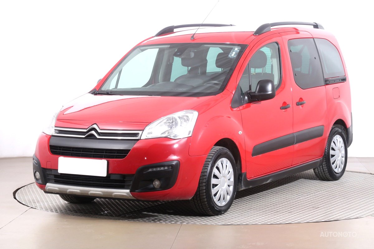 Citroën Berlingo, 2018 - pohled č. 3