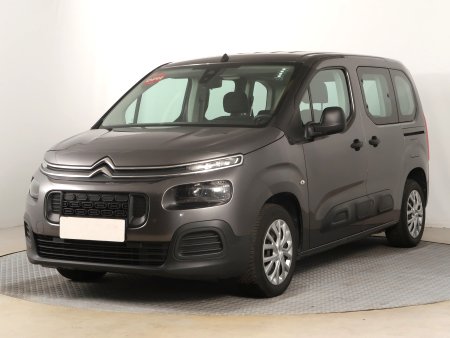 Citroën Berlingo, 2019 - pohled č. 3