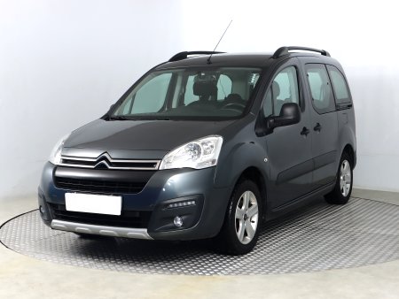Citroën Berlingo, 2018 - pohled č. 3