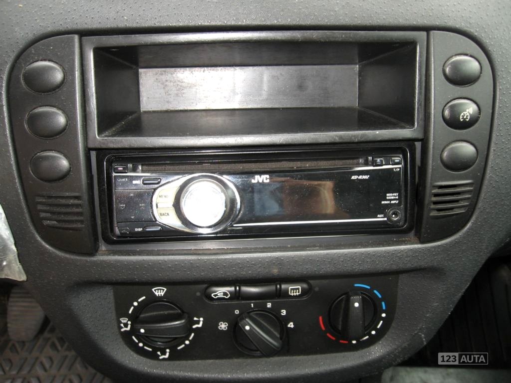 Citroën C2, 2005 - pohled č. 12