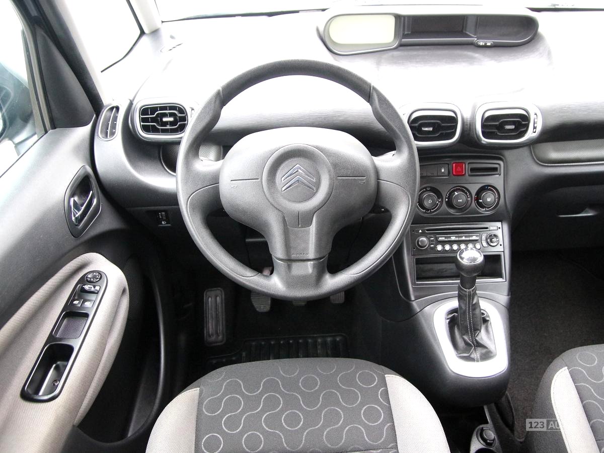 Citroën C3 Picasso, 2011 - pohled č. 11