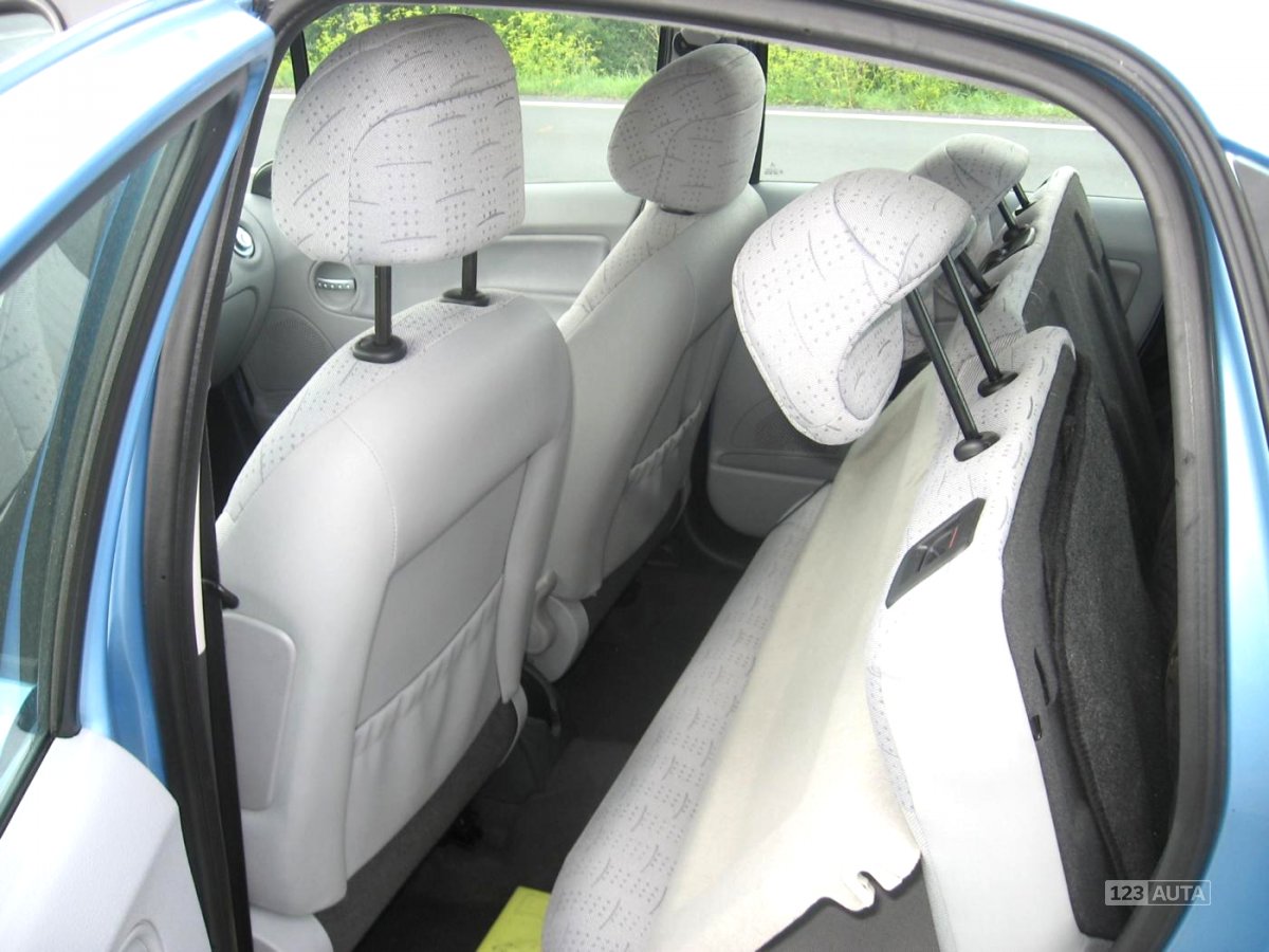 Citroën C3, 2002 - pohled č. 13