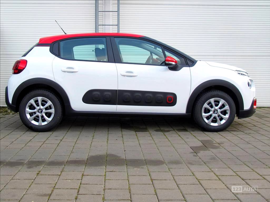 Citroën C3, 2018 - pohled č. 3