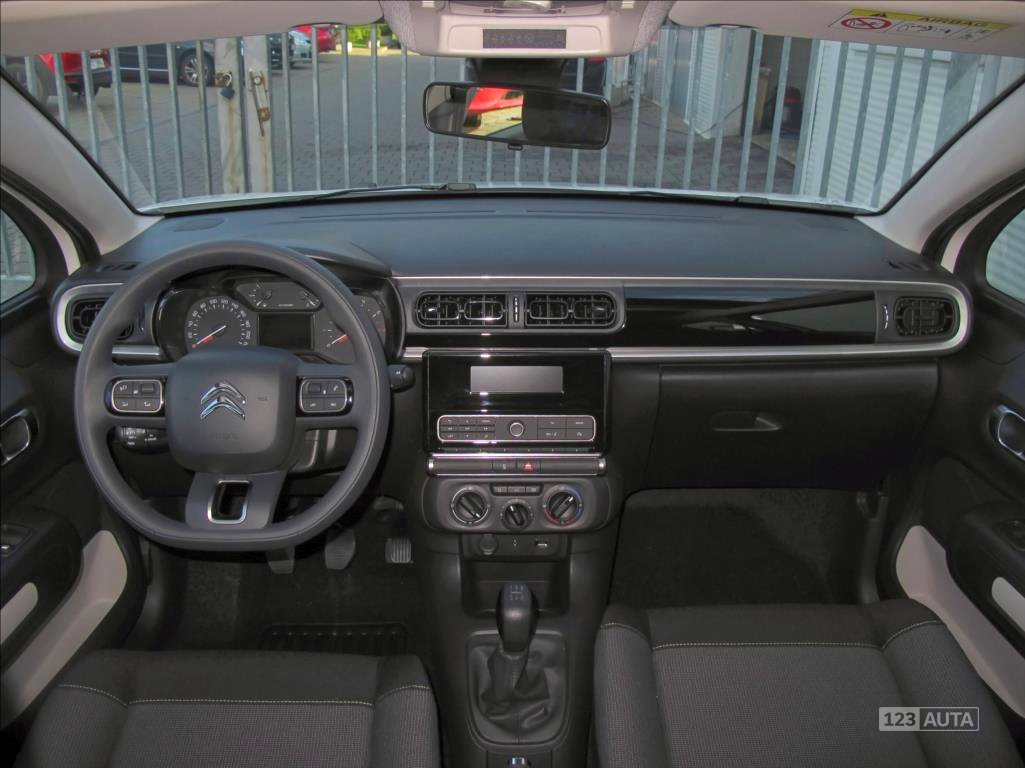 Citroën C3, 2018 - pohled č. 8