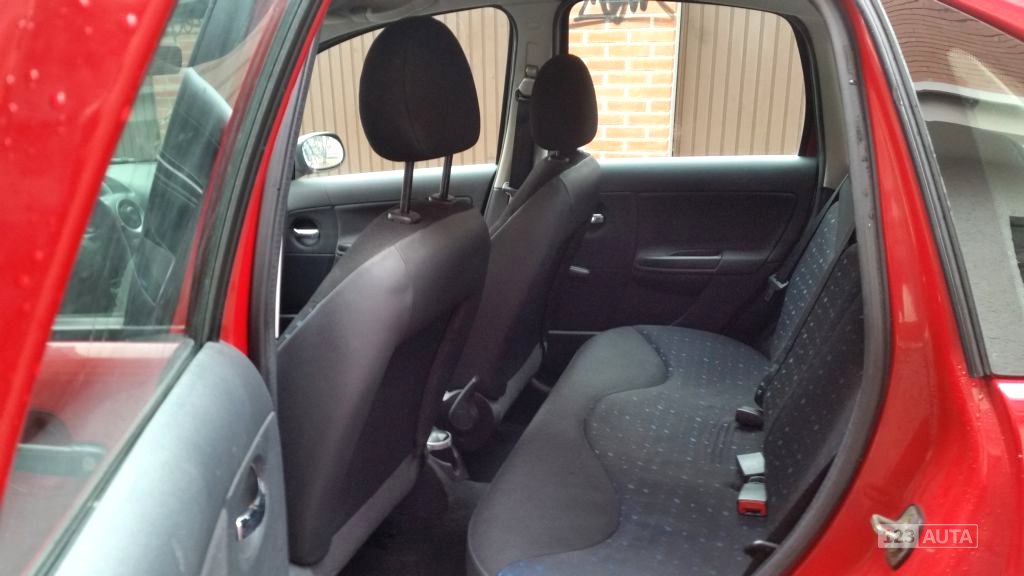 Citroën C3, 2006 - pohled č. 13