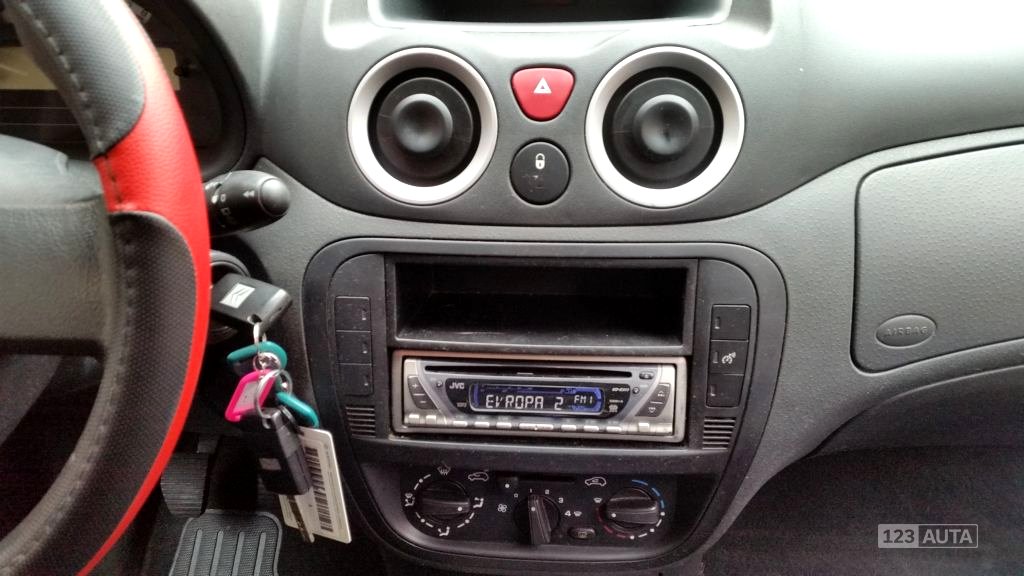 Citroën C3, 2006 - pohled č. 17