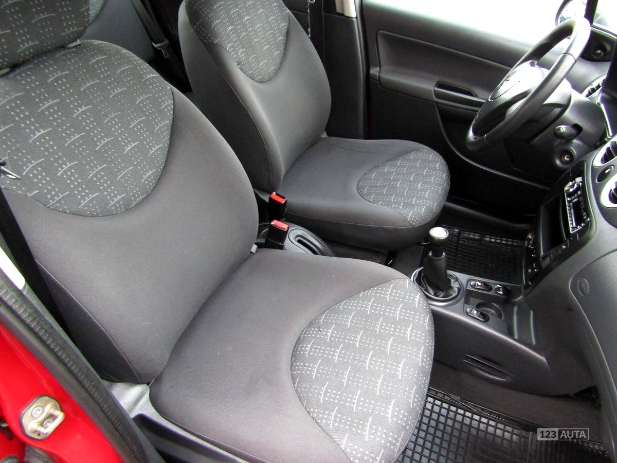 Citroën C3, 2008 - pohled č. 15