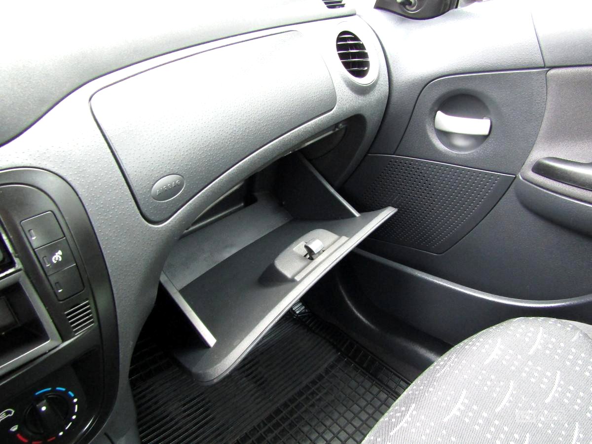 Citroën C3, 2008 - pohled č. 24