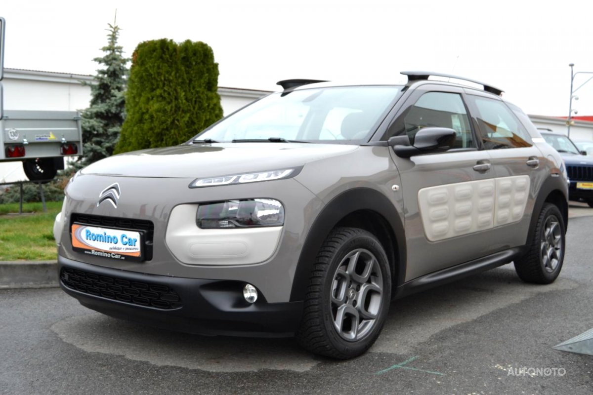 Citroën C4 Cactus, 2015 - pohled č. 3