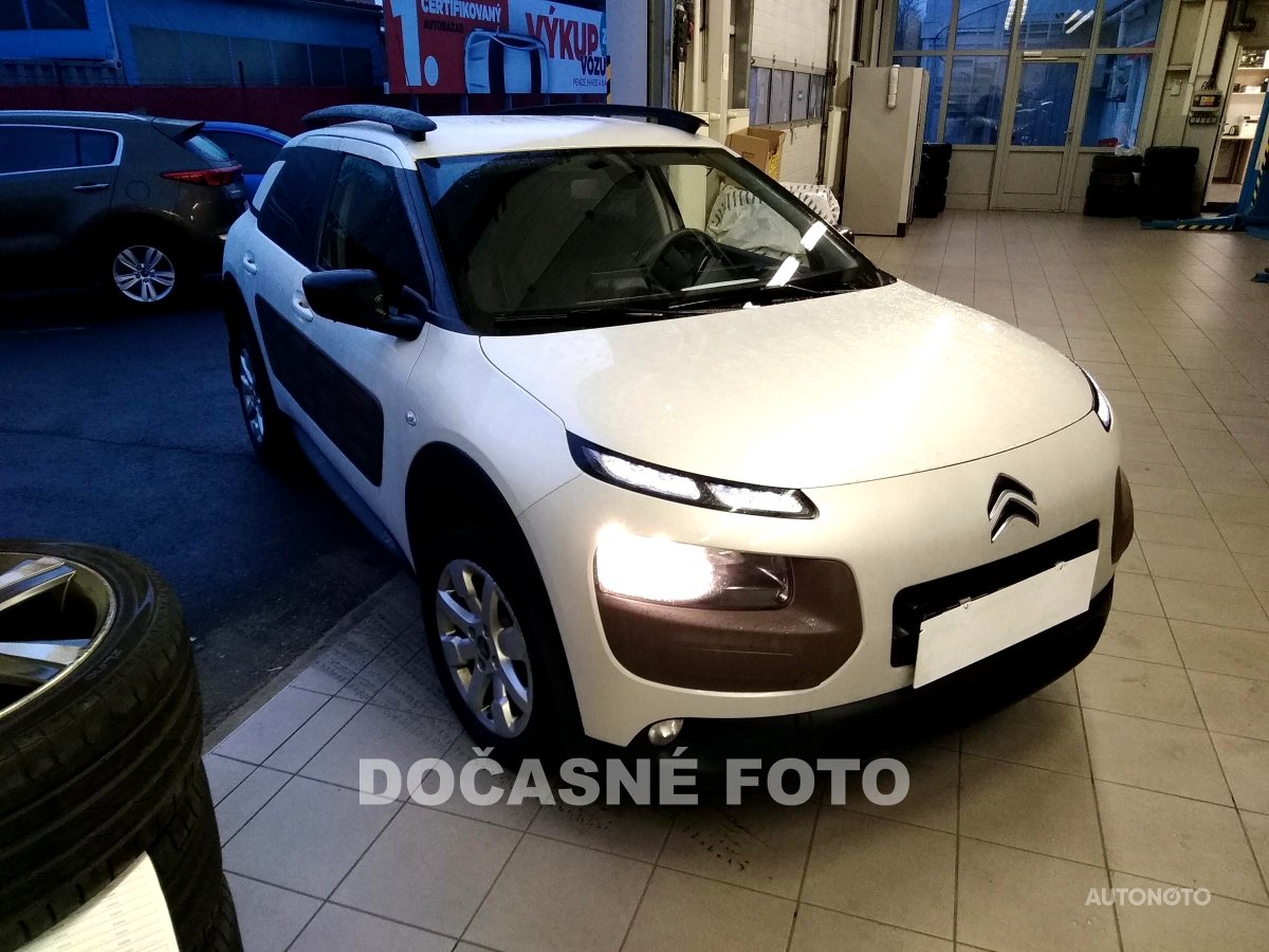 Citroën C4 Cactus, 2015 - celkový pohled