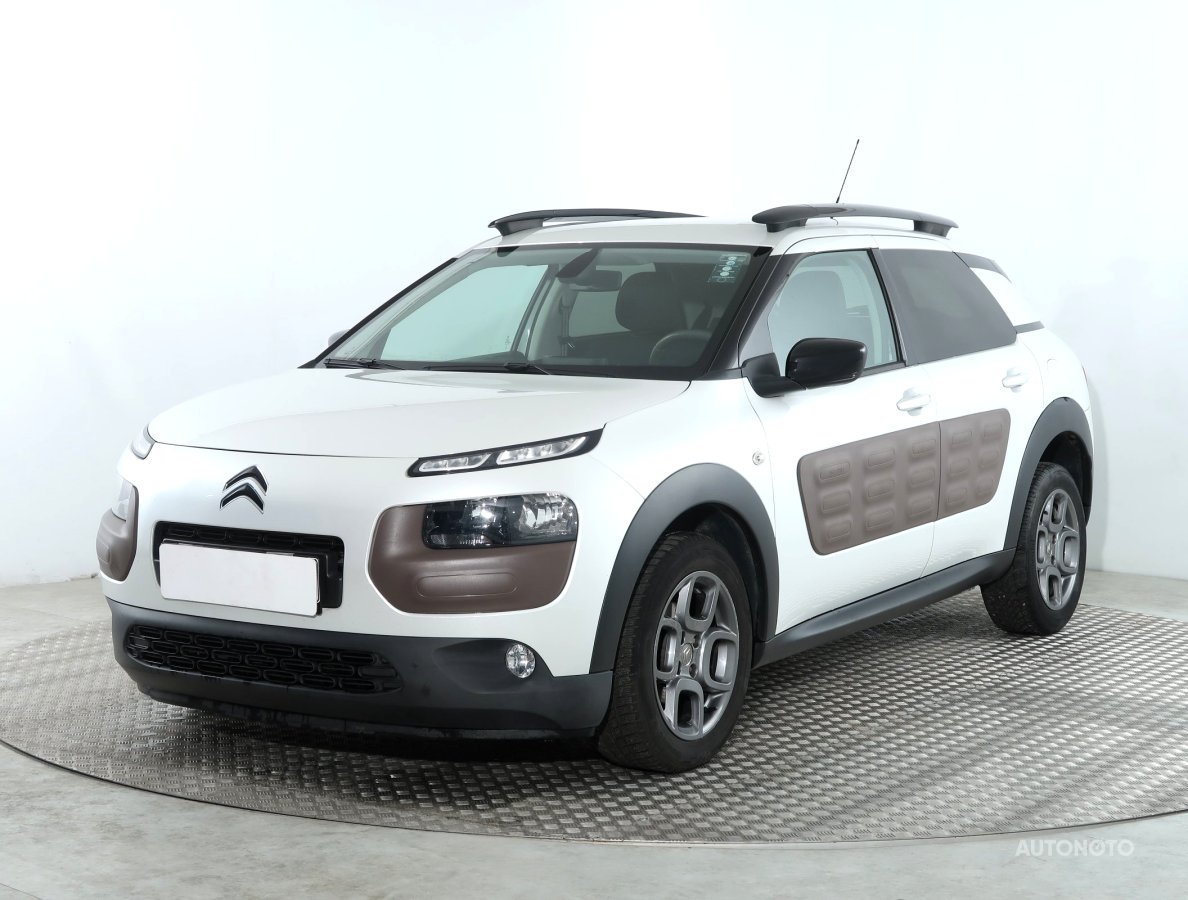 Citroën C4 Cactus, 2015 - pohled č. 3