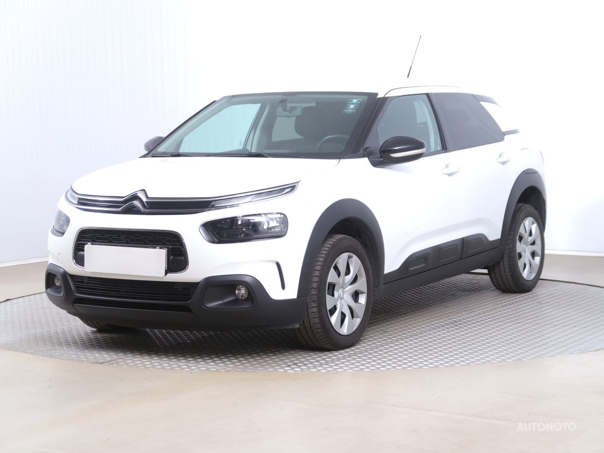 Citroën C4 Cactus, 2018 - pohled č. 3