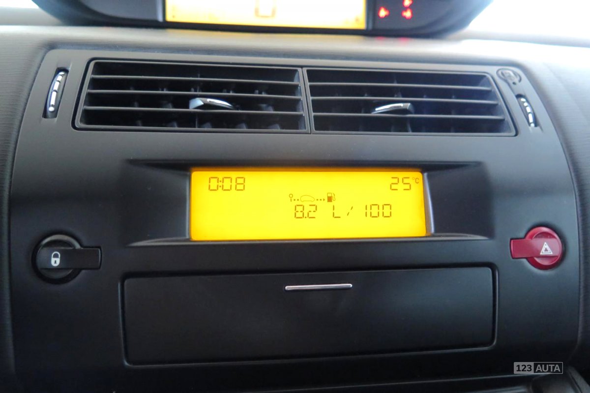 Citroën C4, 2005 - pohled č. 11