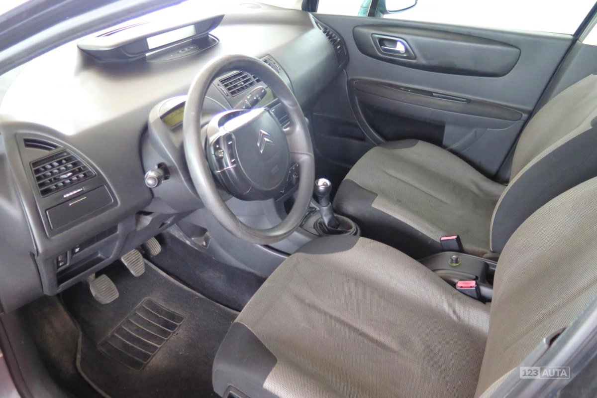 Citroën C4, 2005 - pohled č. 5