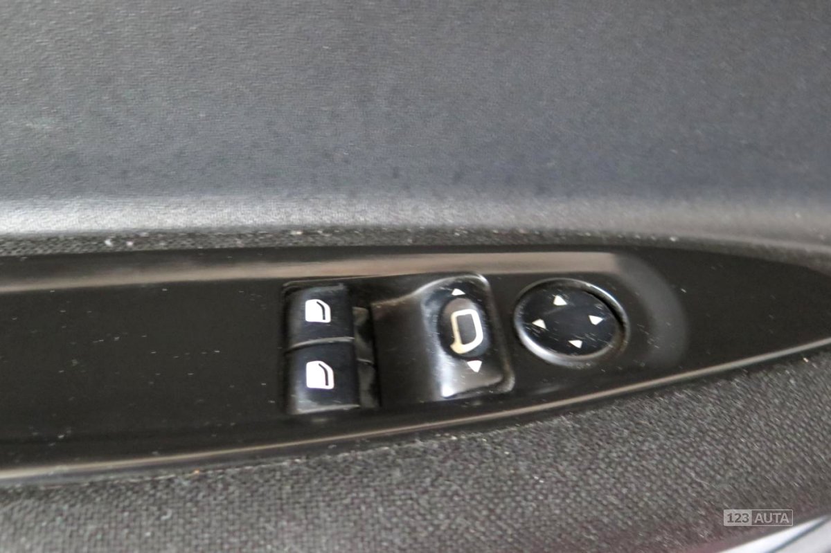 Citroën C4, 2005 - pohled č. 7