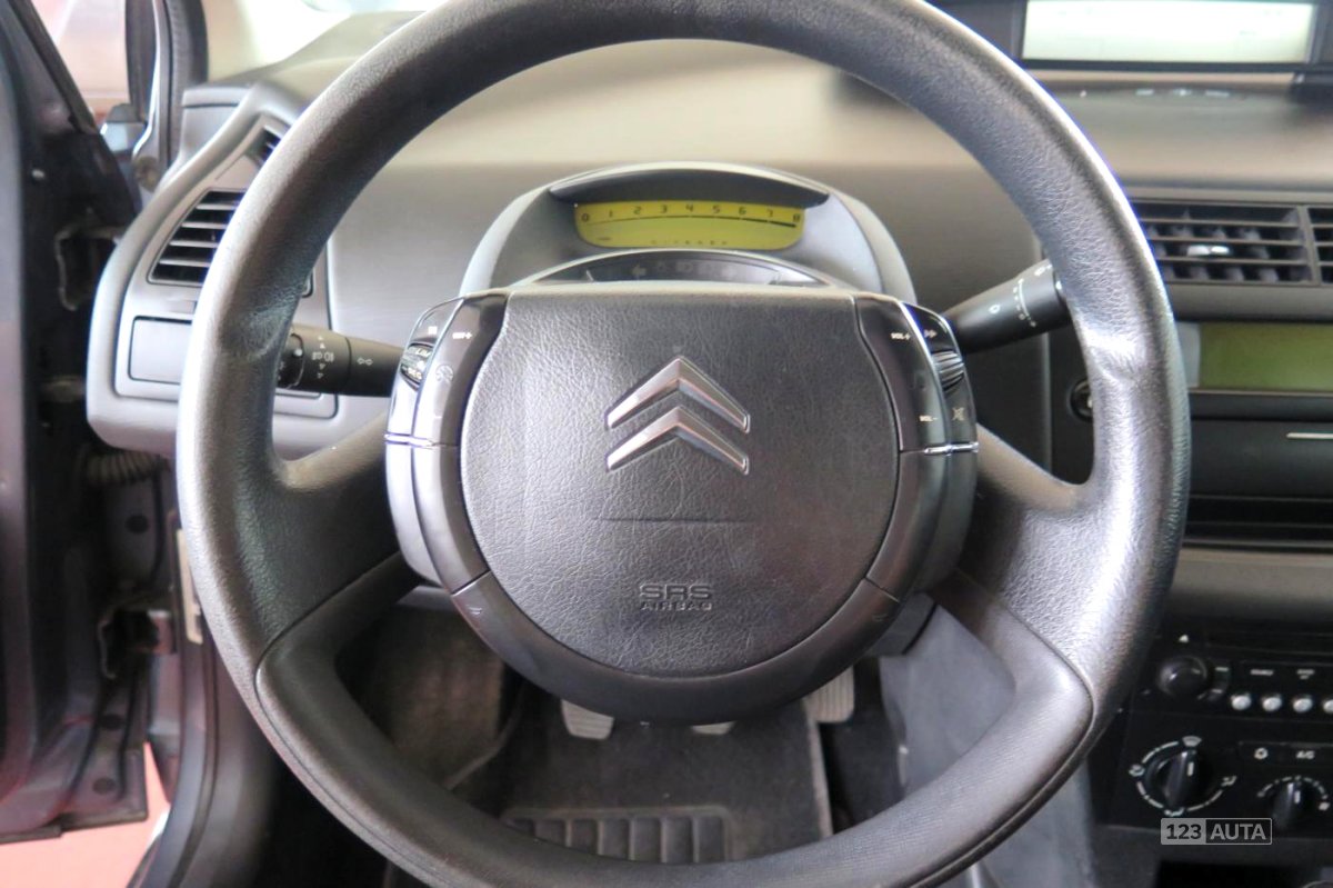 Citroën C4, 2005 - pohled č. 9