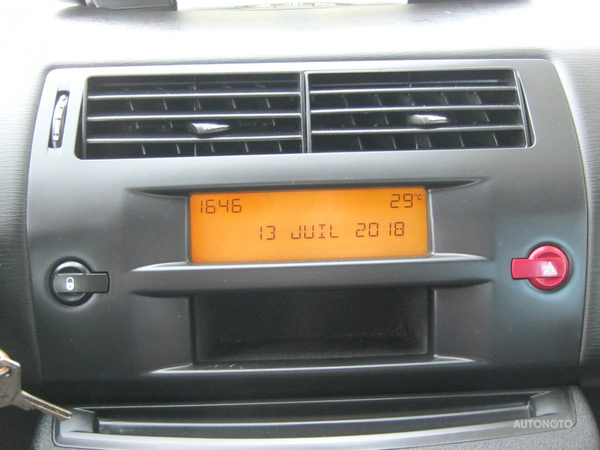 Citroën C4, 2006 - pohled č. 9