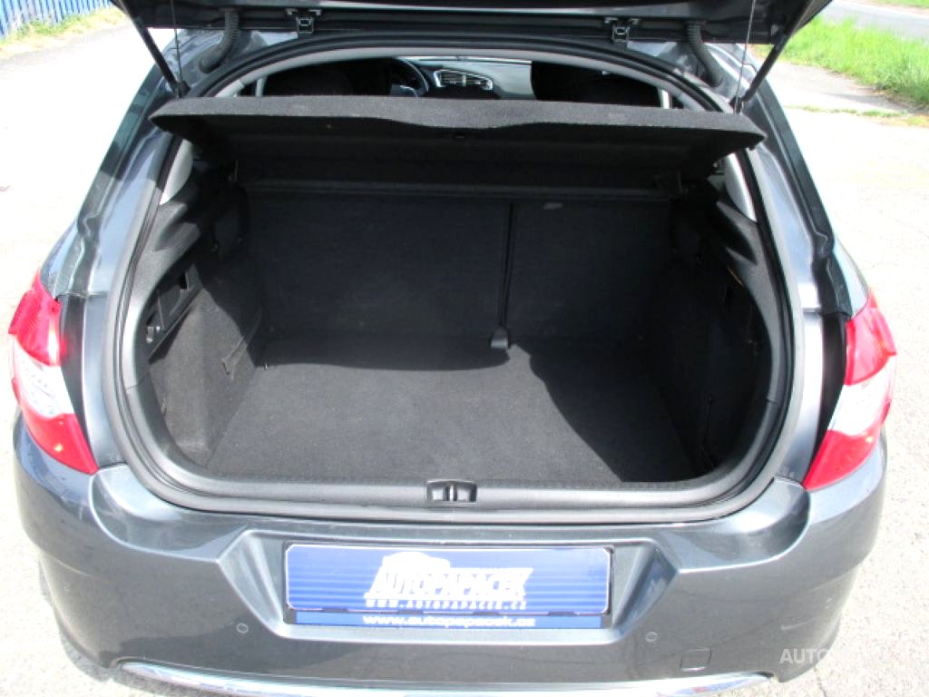 Citroën C4, 2013 - pohled č. 8