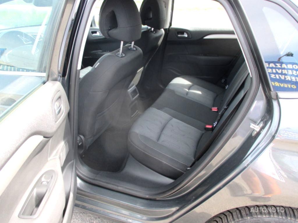 Citroën C4, 2013 - pohled č. 9
