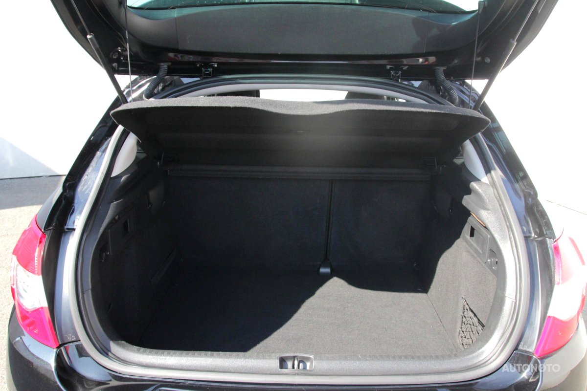 Citroën C4, 2012 - pohled č. 10