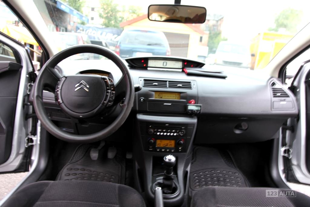 Citroën C4, 2009 - pohled č. 10