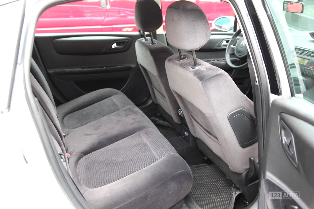 Citroën C4, 2009 - pohled č. 16