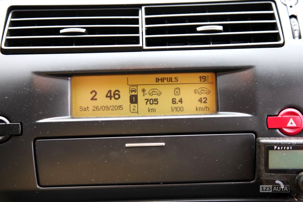 Citroën C4, 2009 - pohled č. 17