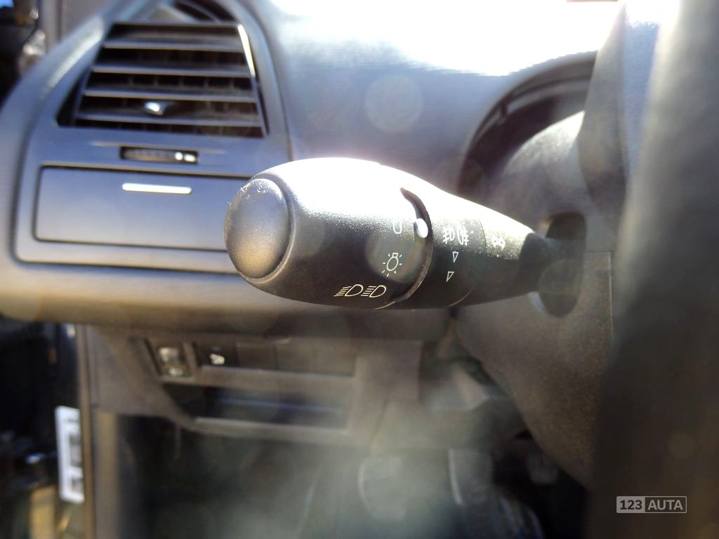 Citroën C4, 2008 - pohled č. 10