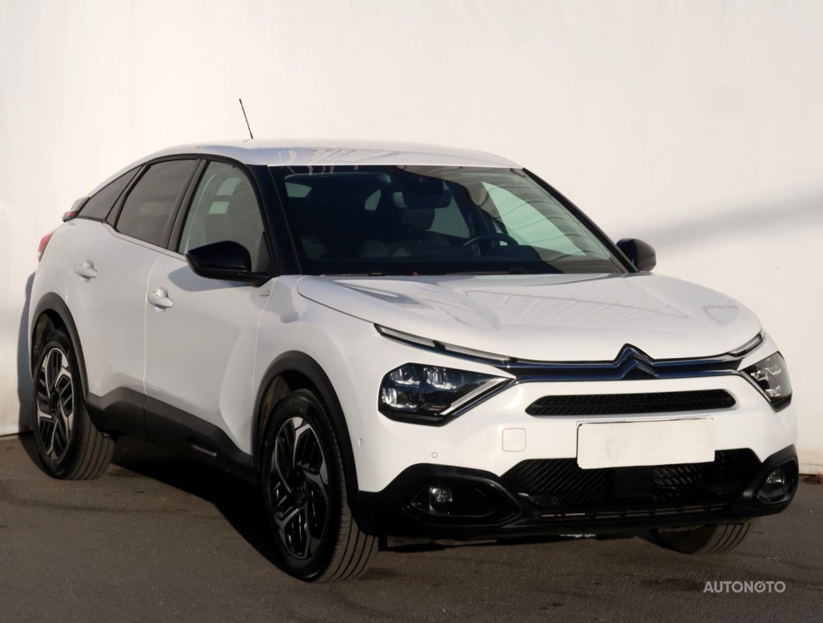 Citroën C4, 2022 - celkový pohled