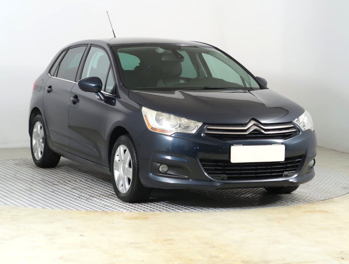 Citroën C4, 2012 - celkový pohled