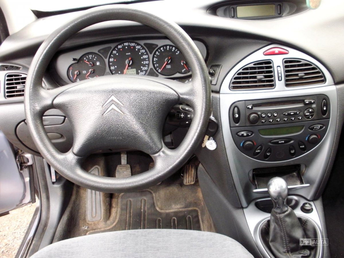 Citroën C5, 2003 - pohled č. 5